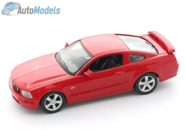 Ford Mustang GT 2005 — Le mie foto del modello 8