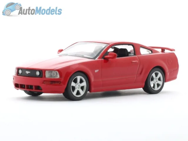 Ford Mustang GT 2005 — Le mie foto del modello 7