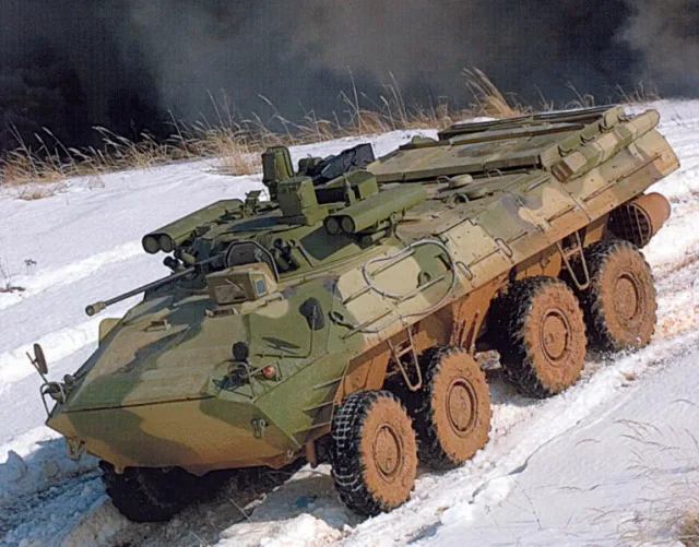 BTR-90 — Fotos del vehículo real 1