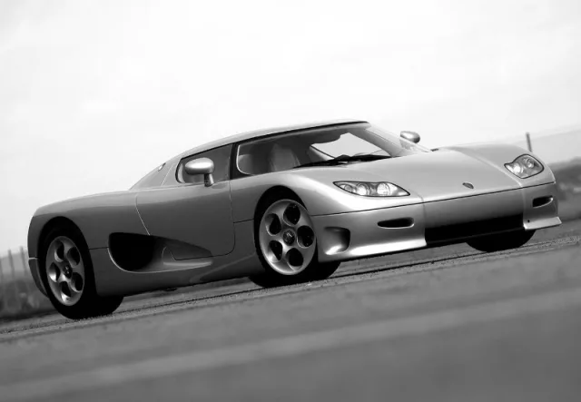 Koenigsegg CC8S — Foto dell’auto reale 1