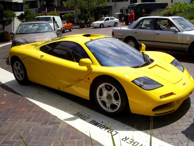 McLaren F1 — Foto dell’auto reale 8