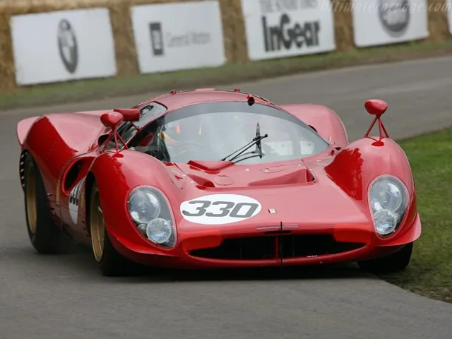 Ferrari 330 P4 — Fotos des Vorbilds 3