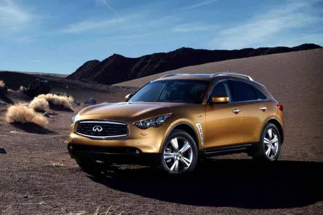 Infiniti FX — Foto dell’auto reale 7
