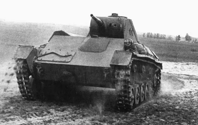 Panzer T-70 — Fotos des Vorbilds 3