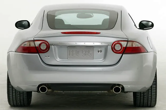 Jaguar XK Coupé — Fotos des Vorbilds 5