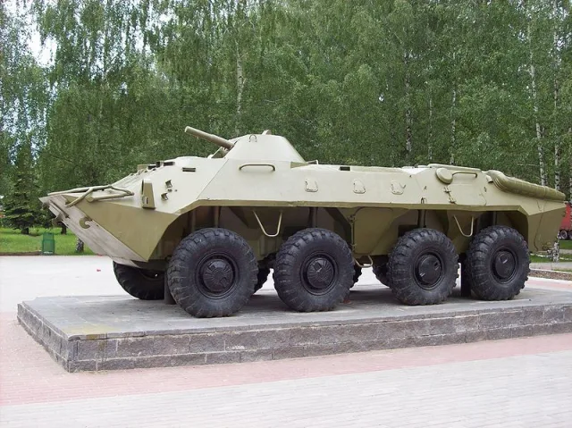 BTR-70 — Foto dell’auto reale 1