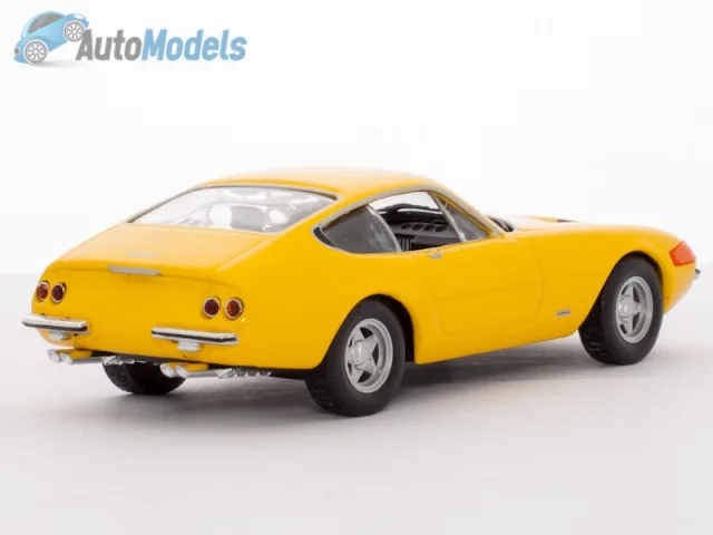 Ferrari 365 GTB4 — My model photos 5