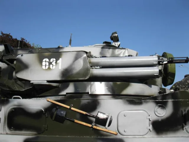 2S6 Tunguska — Foto dell’auto reale 4