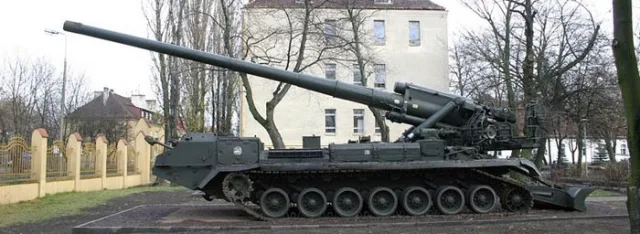 2S7 Pion self-propelled gun — Prototype photos 2