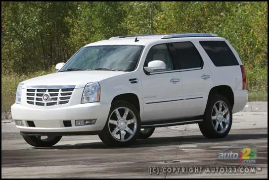 Cadillac Escalade 2007 — Foto dell’auto reale 2
