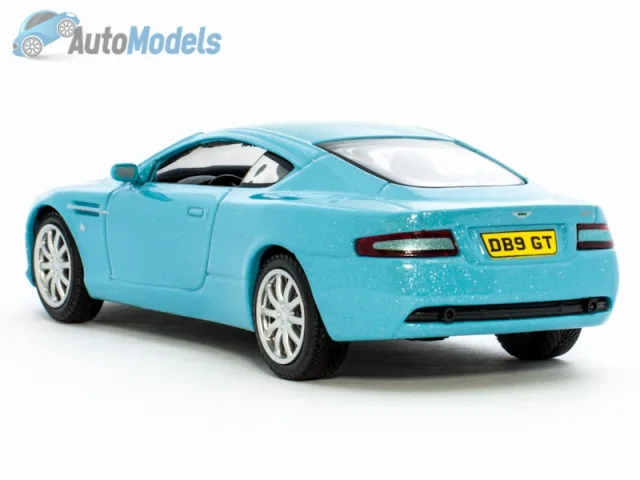 Aston Martin DB9 Vantage — Le mie foto del modello 8