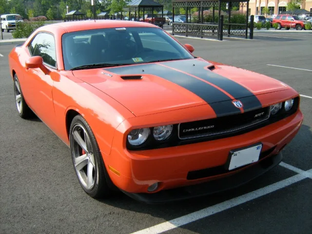 Dodge Challenger SRT8 — Foto dell’auto reale 5