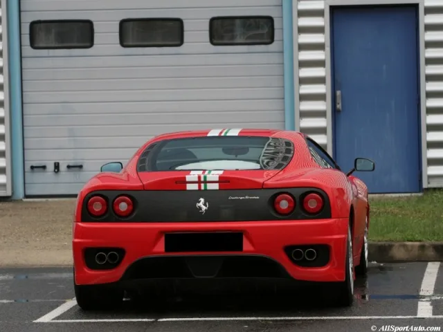 Ferrari 360 Challenge Stradale — Fotos des Vorbilds 2