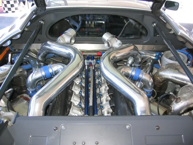 Bugatti EB 110 — Foto dell’auto reale 8