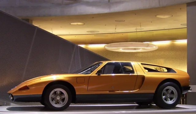 Mercedes C111 — Foto dell’auto reale 8