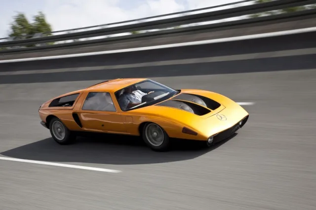 Mercedes C111 — Foto dell’auto reale 12