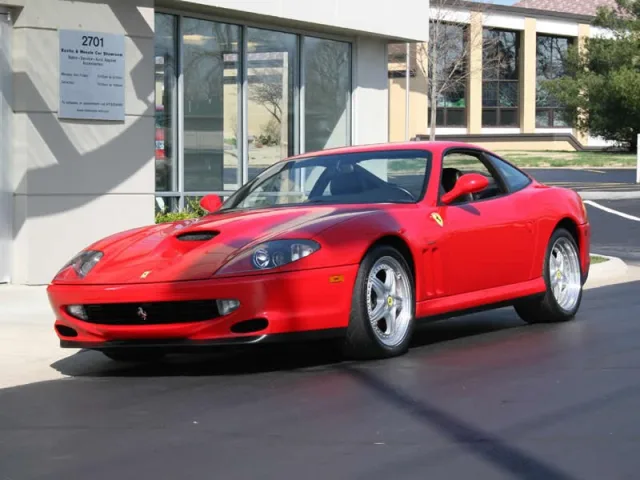 Ferrari 550 Maranello — Fotos del vehículo real 6