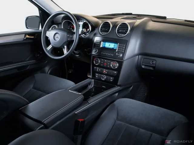 Mercedes-Benz ML 500 2008 — Foto dell’auto reale 4