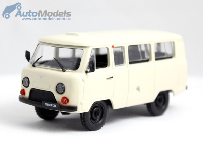 UAZ-452V Leyendas del automóvil de la URSS