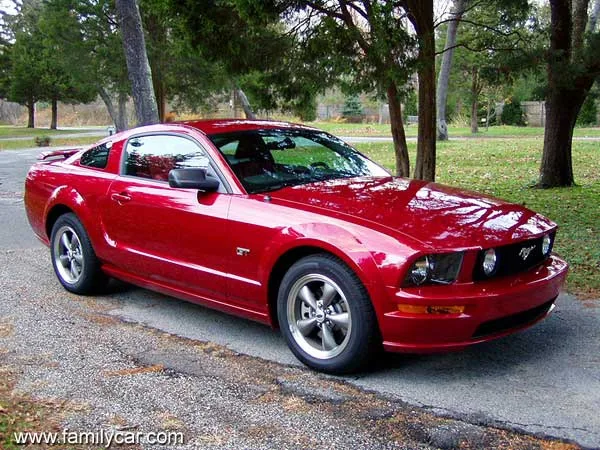 Ford Mustang GT 2005 (2004 Auto Show Version) — Фото прототипа 14