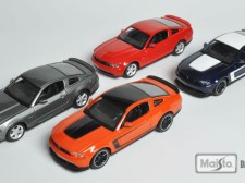 Ford Mustang 2011 года в 1/24 от Maisto