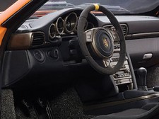Оранжевый с черными полосками PORSCHE 911 (997) GT3 RS 1:12 от AUTOart