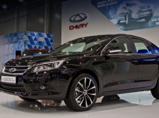 Chery Arrizo 7: розеточный гибрид из Поднебесной